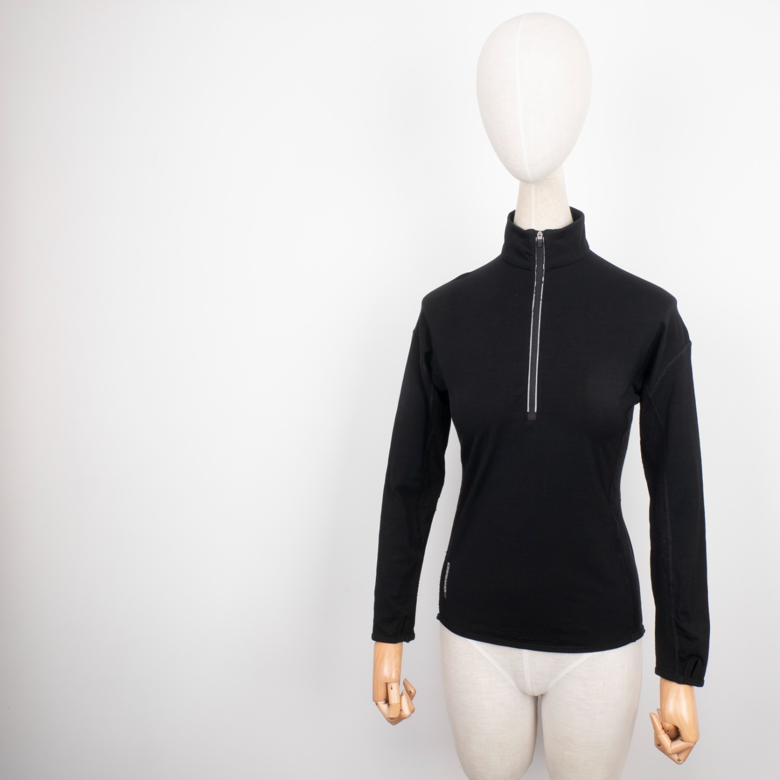 Icebreaker GT 200 Women\'s Merino Wool Base Layer Half Zip Black Top S
