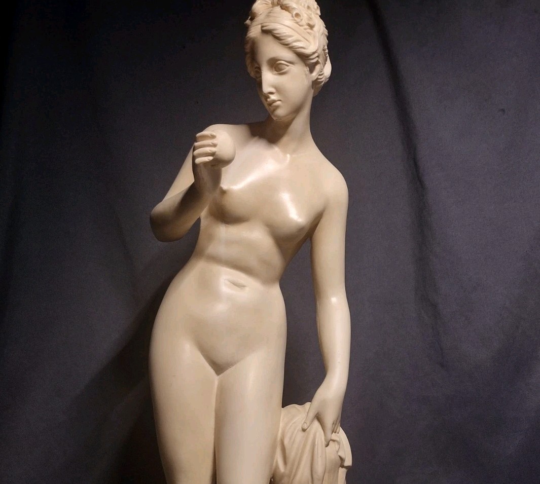 Signed Brogi Antique Sculpture Venus Thorvaldsen Faux Marble Nude Goddess 20.5