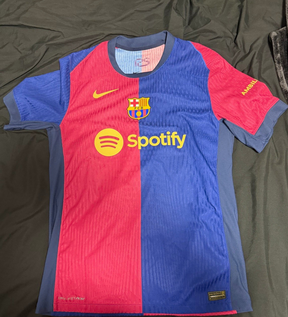 Nike FC Barcelona 2024/25 Authentic Match Home Jersey Lamine Yamal #19 Size M Nike FC Barcelona 2024/25 Authentic Match Home Jersey Lamine Yamal #19 Size M