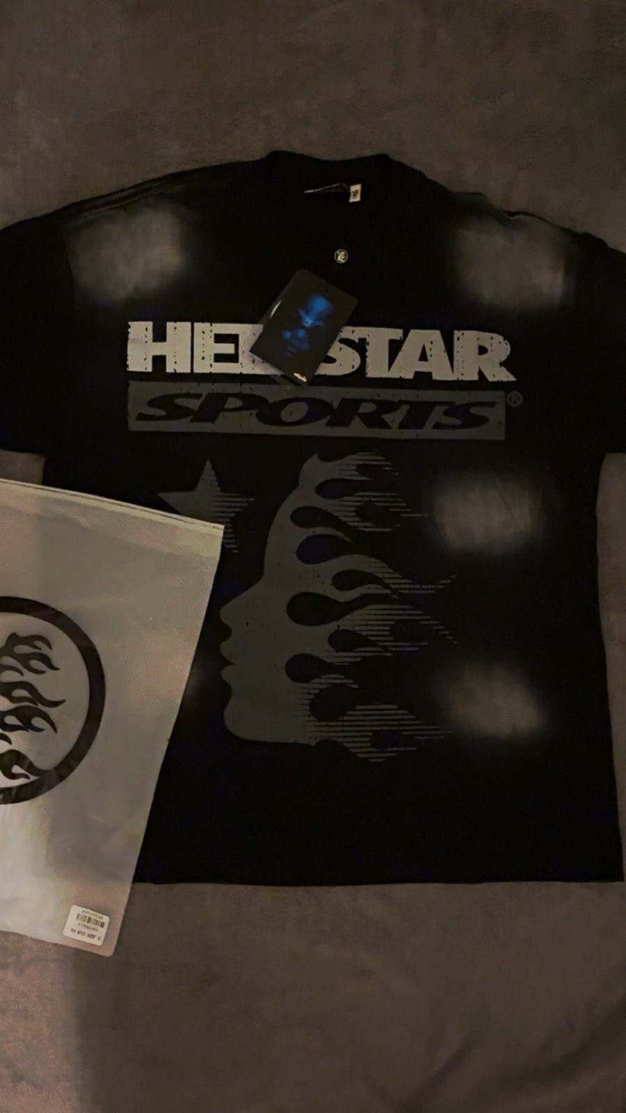 Hellstar Men\'s Black Graphic Print Logo T-Shirt, Size M Regular Hellstar Men\'s Black Graphic Print Logo T-Shirt, Size M Regular