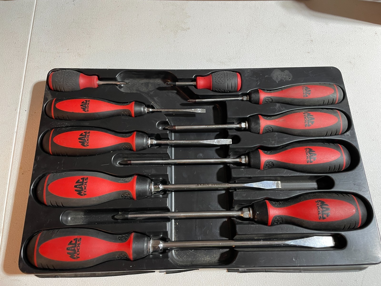 Mac Tools Pre-Owned 10pc Screwdriver Set Mac Tools Pre-Owned 10pc Screwdriver Set