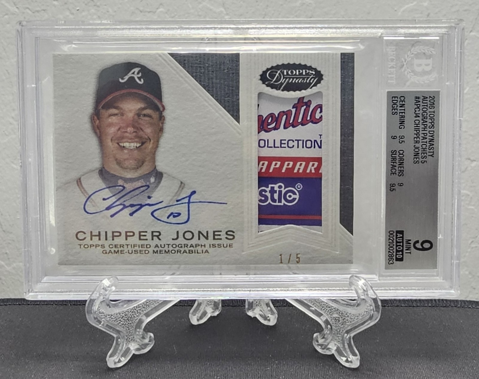 Chipper Jones 2016 Topps Dynasty Game-Used LAUNDRY TAG PATCH AUTO 1/5 BGS 9/10 Chipper Jones 2016 Topps Dynasty Game-Used LAUNDRY TAG PATCH AUTO 1/5 BGS 9/10