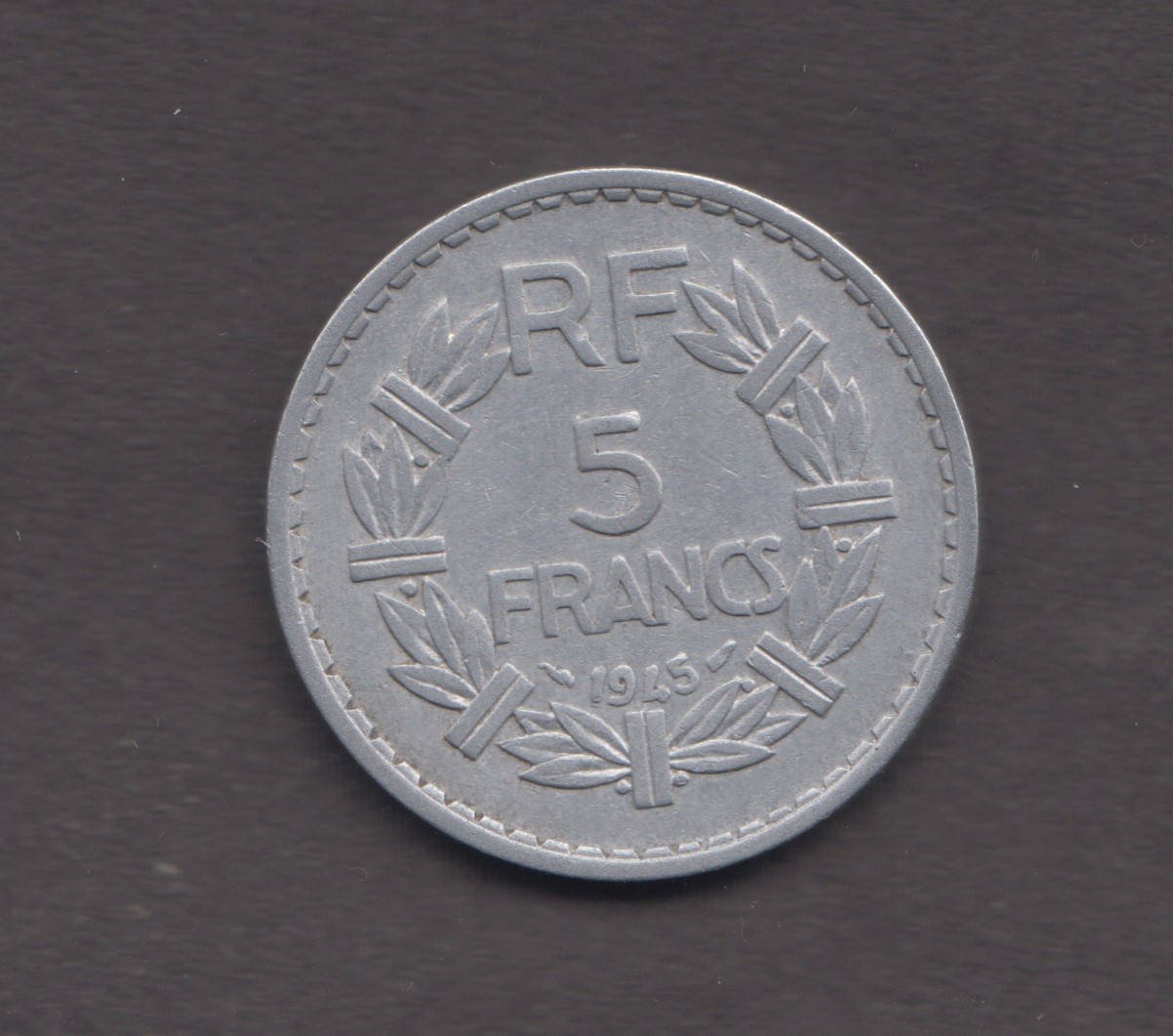 France 1945. 5 Francs. Laureate head. Wreath. République Française. KM#888b France 1945. 5 Francs. Laureate head. Wreath. République Française. KM#888b