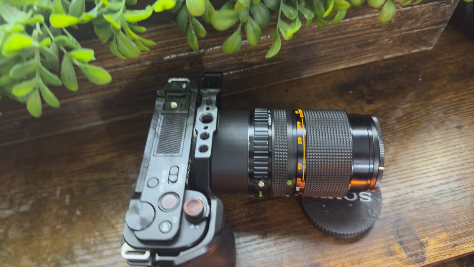 Sony E Mount Adapted FE 28-70mm f/3.5-5.6 OSS Lens Manual Sony E Mount Adapted FE 28-70mm f/3.5-5.6 OSS Lens Manual