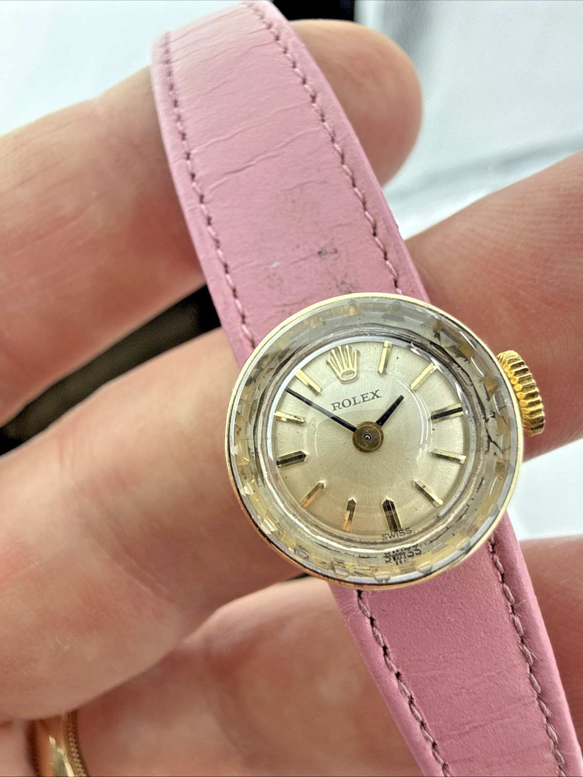 Vintage Rolex Chameleon 14K Yellow Gold 15 mm Ladies Watch caliber 1400- 2 bands