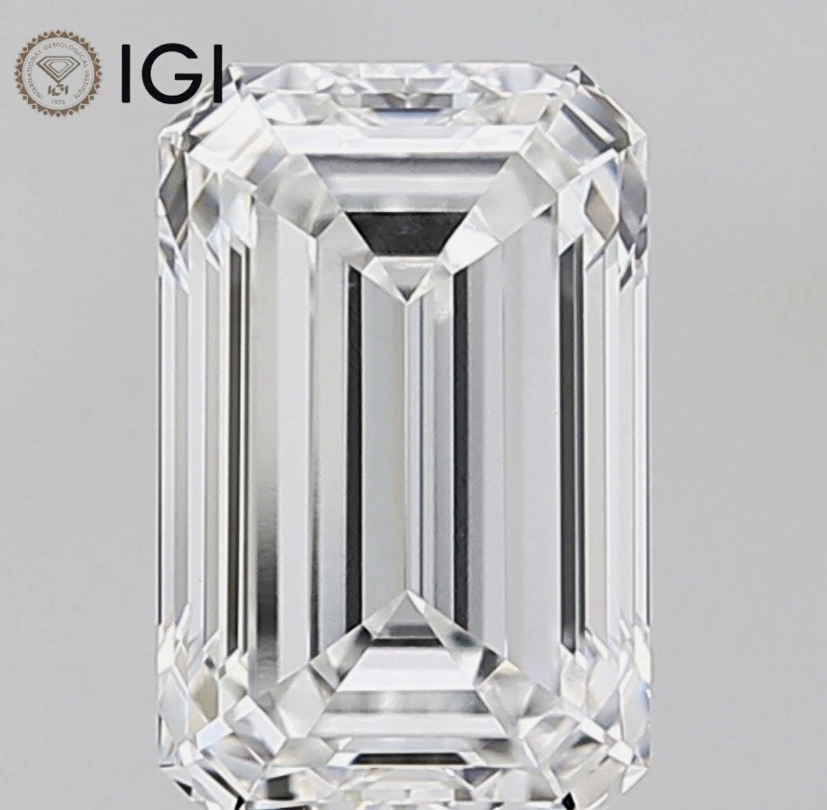 Lab Grown Diamond Emerald Cut 2.50ct F VS1 IGI LG797655429 8.91x6.53x4.44mm