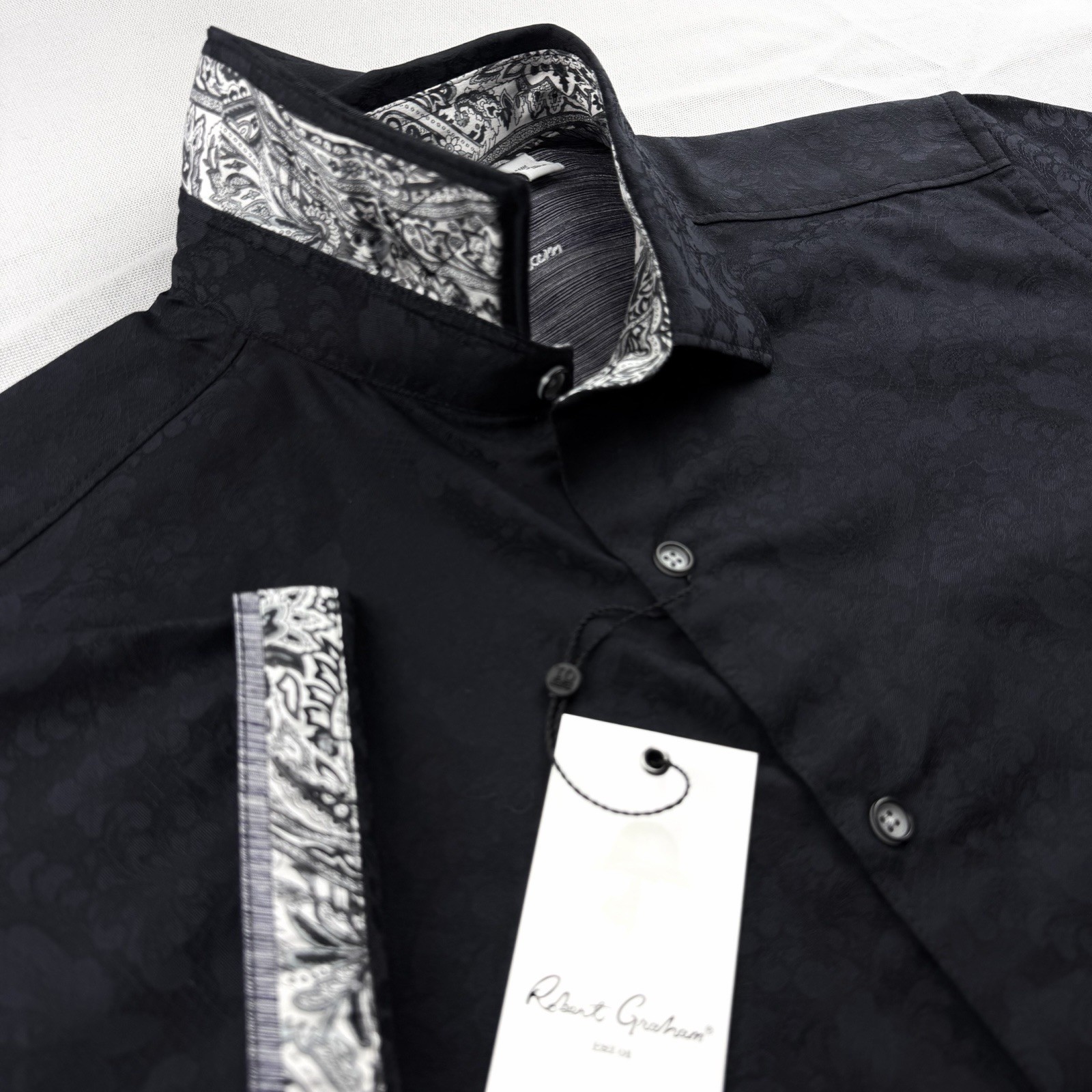 Robert Graham Geometric Floral Paisley Diamond Short Sleeve Shirt Black XL Robert Graham Geometric Floral Paisley Diamond Short Sleeve Shirt Black XL