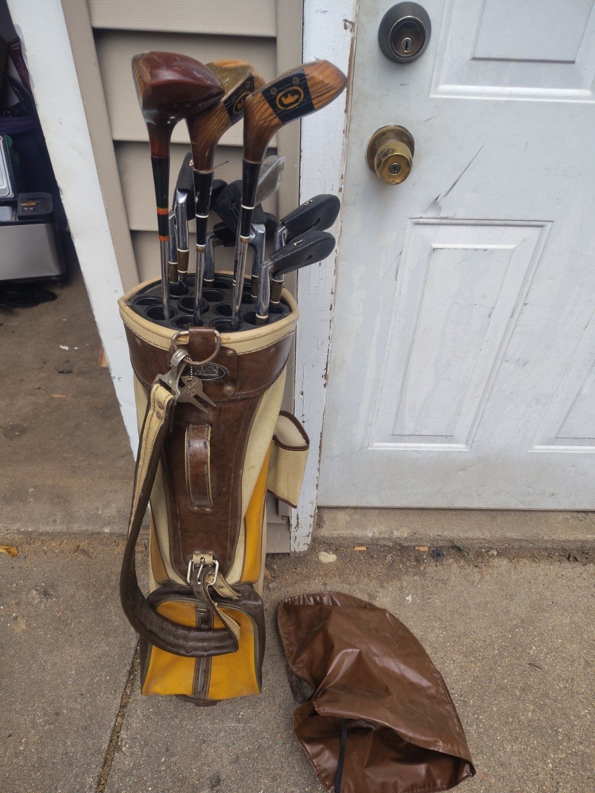 Vintage MacGregor Complete Golf Club Set With Bag & Rain Cover