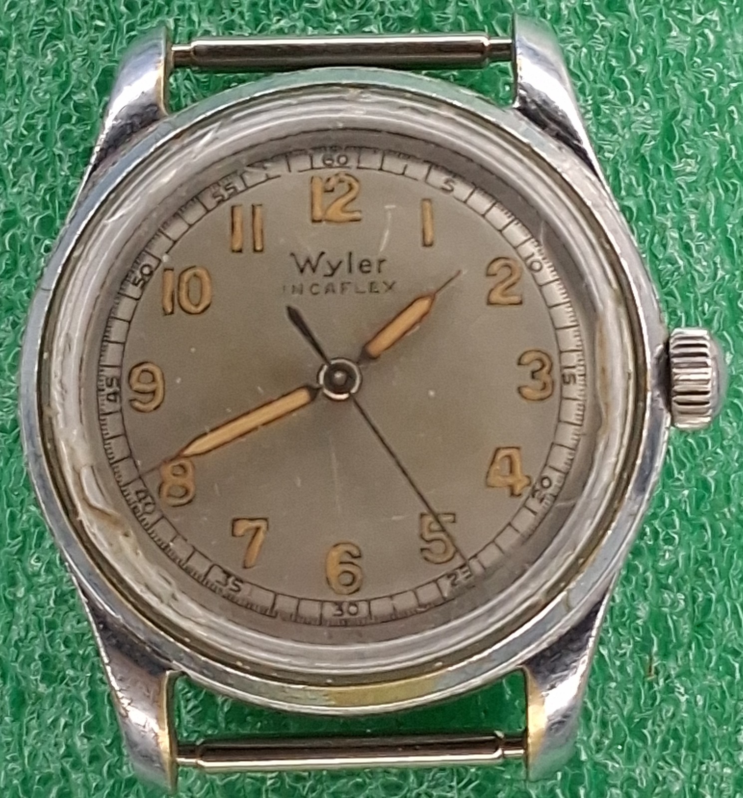 Lot W2054 Mens Wyler Military Manual Wind Up Movement Vintage Watch Parts 