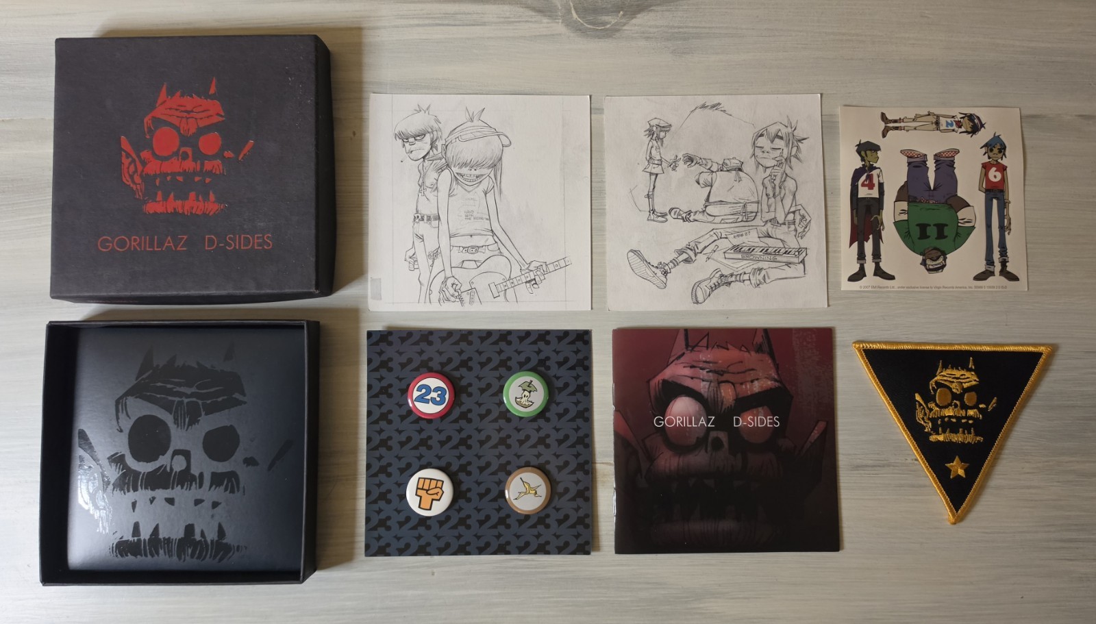 GORILLAZ D-Sides Deluxe Limited Edition 2-CD Box Set COMPLETE - Box Damage GORILLAZ D-Sides Deluxe Limited Edition 2-CD Box Set COMPLETE - Box Damage