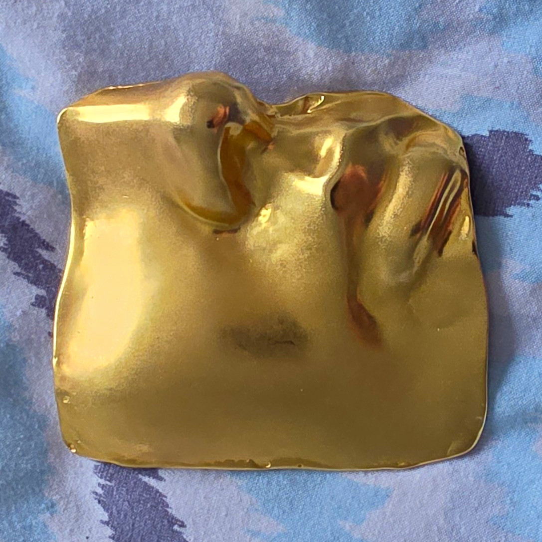 Robert Lee Morris Signed Gold Tone Metal Art Face Mask Brooch Pin 3 in