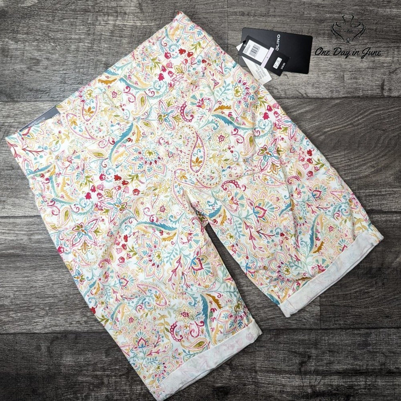Bandolino Theadora Capri Pants Size 6