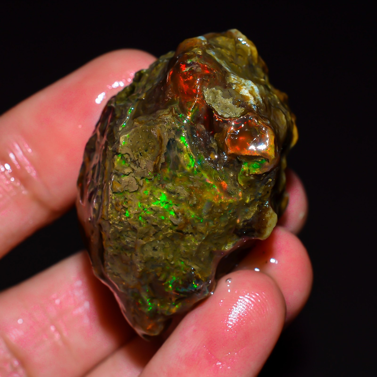 AAA top grade Ethiopian 118 Ct multi fire oil rough making jewelry 38x30x22 mm
