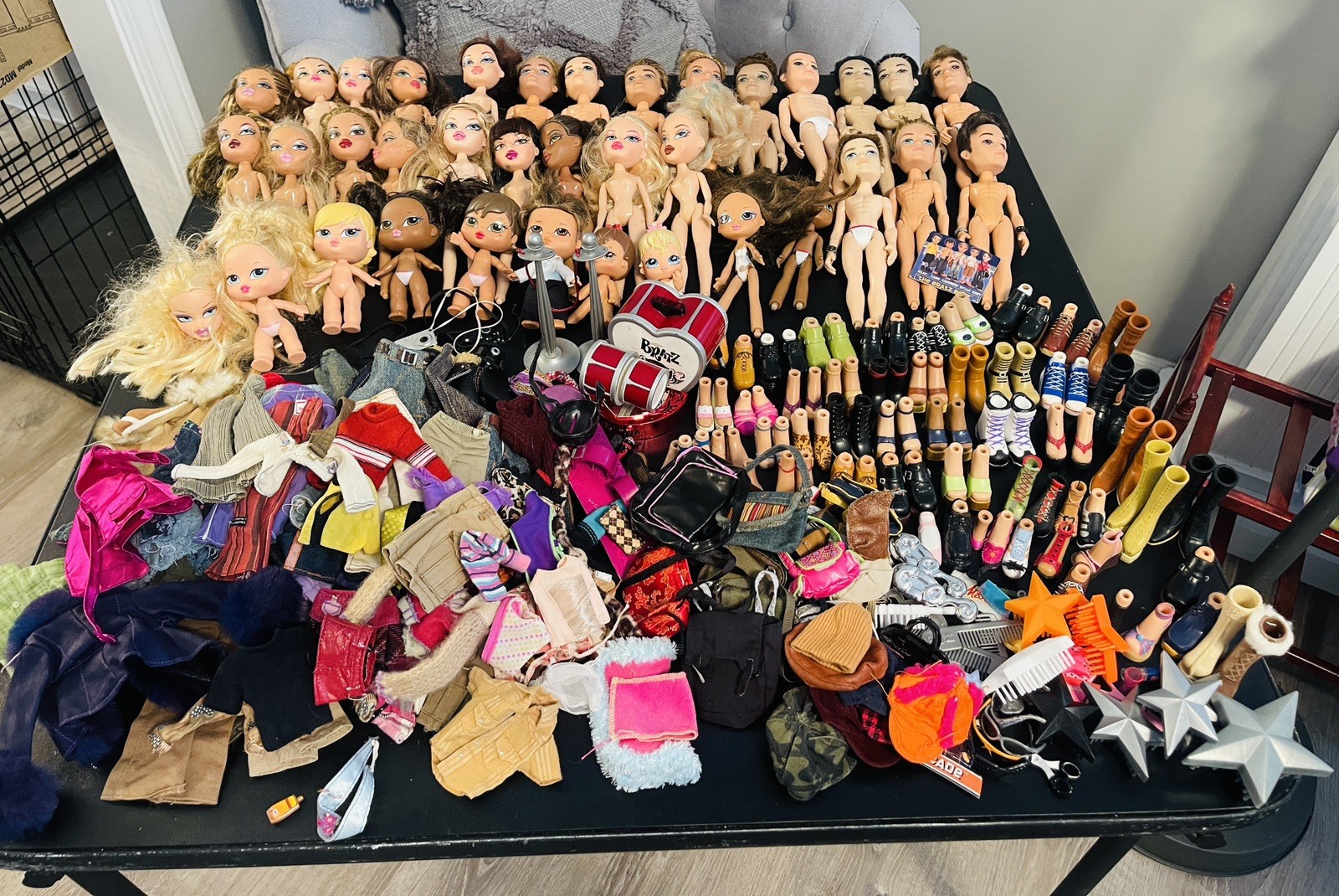 Huge Lot Bratz Dolls Vintage MGA + Clothing, Shoes & Access Rock Angelz 