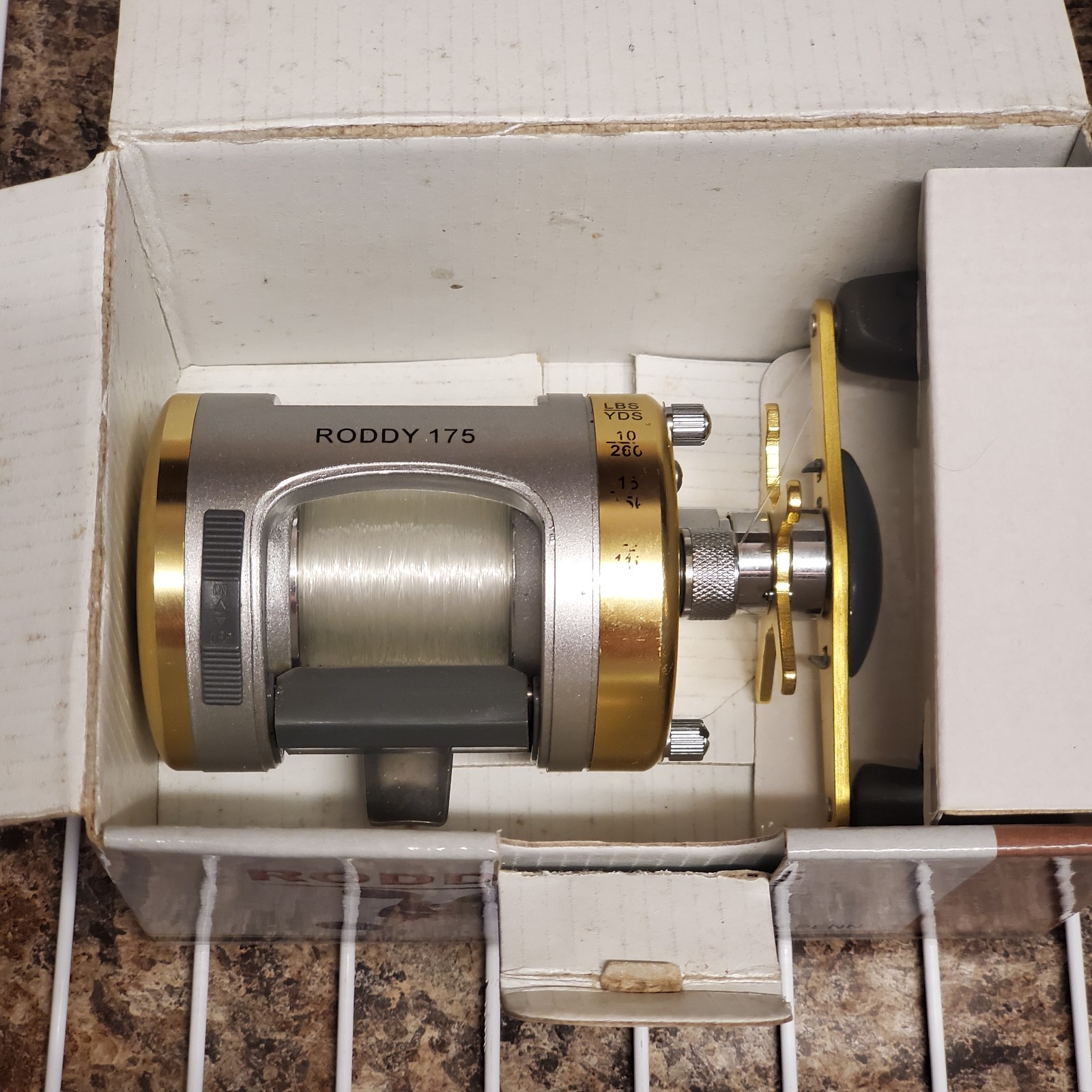 🎣  Vintage RODDY 175 by PENN Round Body Bait Casting Fishing Reel EUC 🎣 