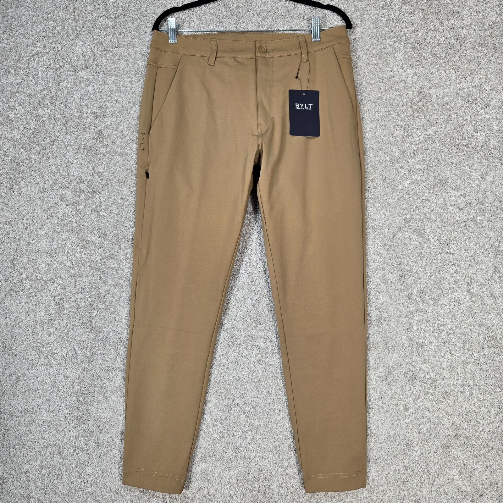 BYLT Everyday Jogger Pants Men\'s Size 34 Tan Khaki NEW BYLT Everyday Jogger Pants Men\'s Size 34 Tan Khaki NEW