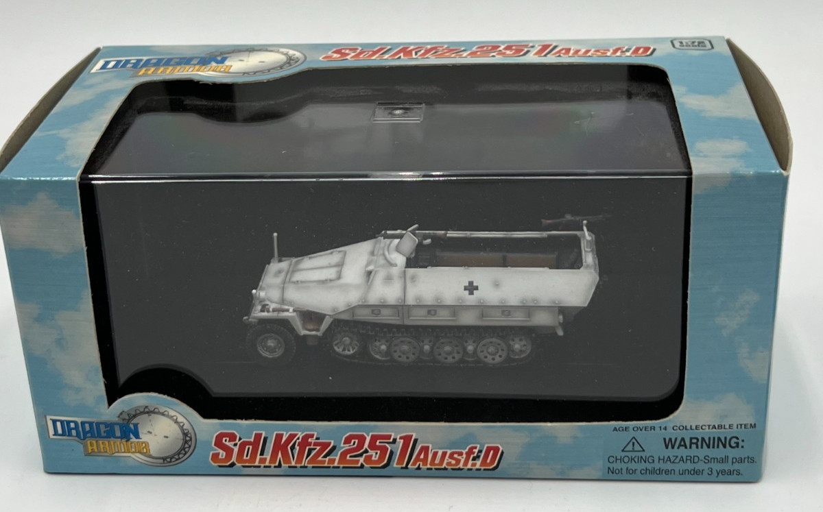 Dragon Armor 1:72 Sd.Kfz.251 Ausf.D LAH Kharkov 1943 #60236 German WWII NIB