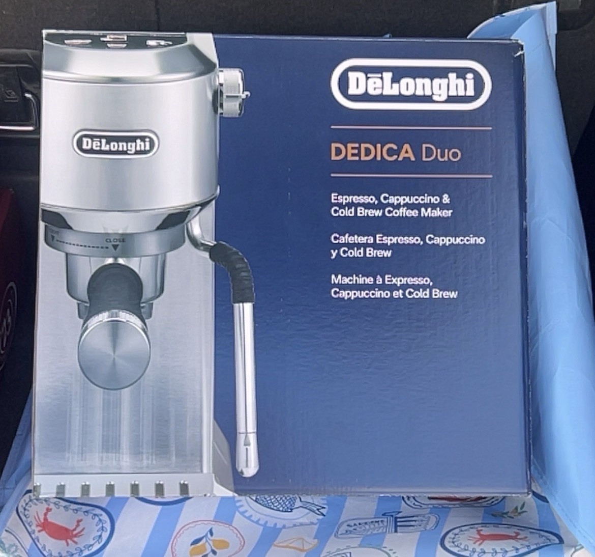 DeLonghi Dedica Arte Espresso & Cappuccino Machine (Model EC885M) New