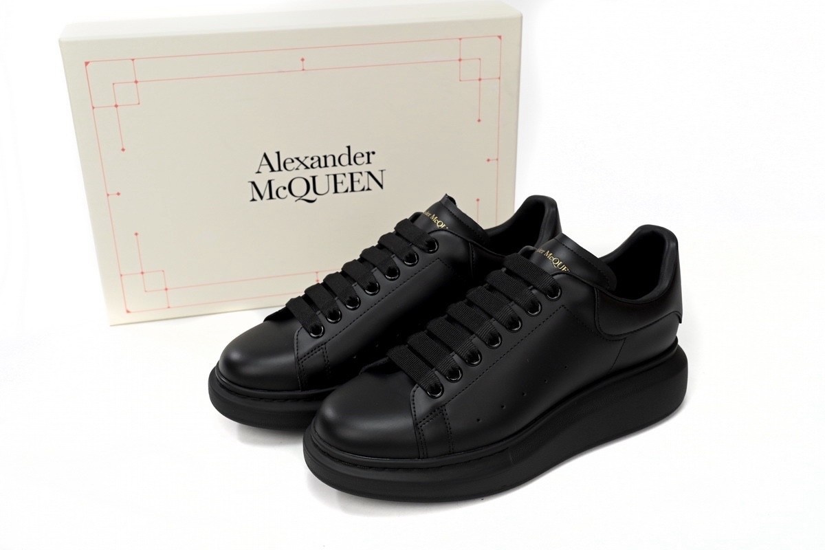 Alexander McQueen Oversized Sneakers Full Black Leather Men Women Platform Casua