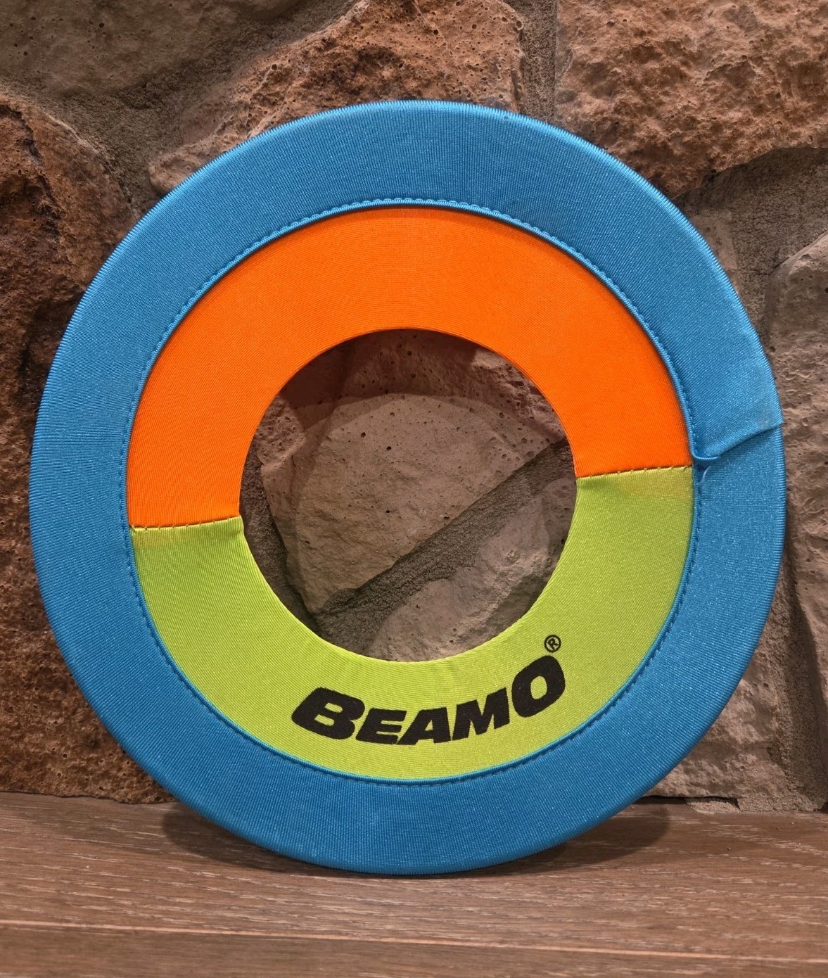 Toysmith Beamo Flying Hoop 10” Lightweight Fun for Outdoor Play Toysmith Beamo Flying Hoop 10” Lightweight Fun for Outdoor Play