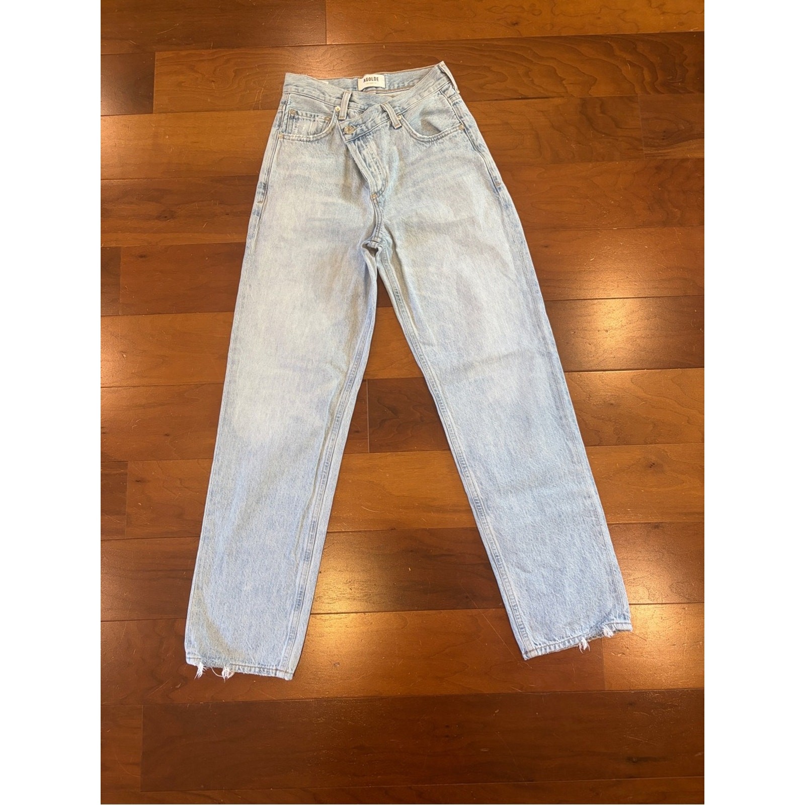 Agolde Criss Cross Pale Blue High-Rise Straight Jeans Agolde Criss Cross Pale Blue High-Rise Straight Jeans