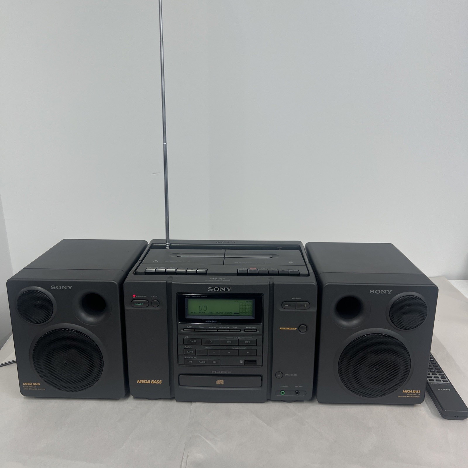 Sony CFD-757 Mega Bass CD Cassette AM/FM Boombox Stereo Read Description