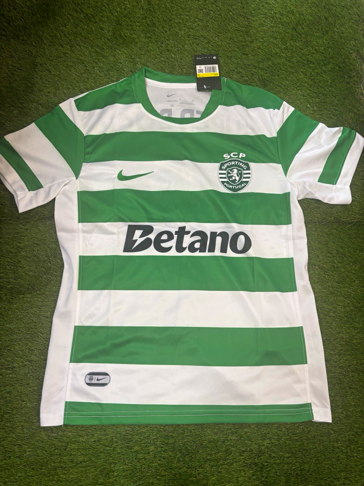 Nike Sporting Clube de Portugal Soccer Jersey Men’s L Green White