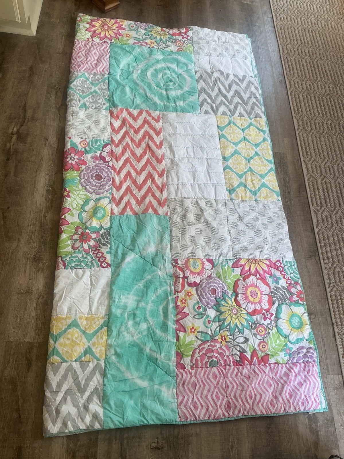Pottery Barn Teen PBteen Sunset Beach Quilt Full Queen Boho Patchwork Floral