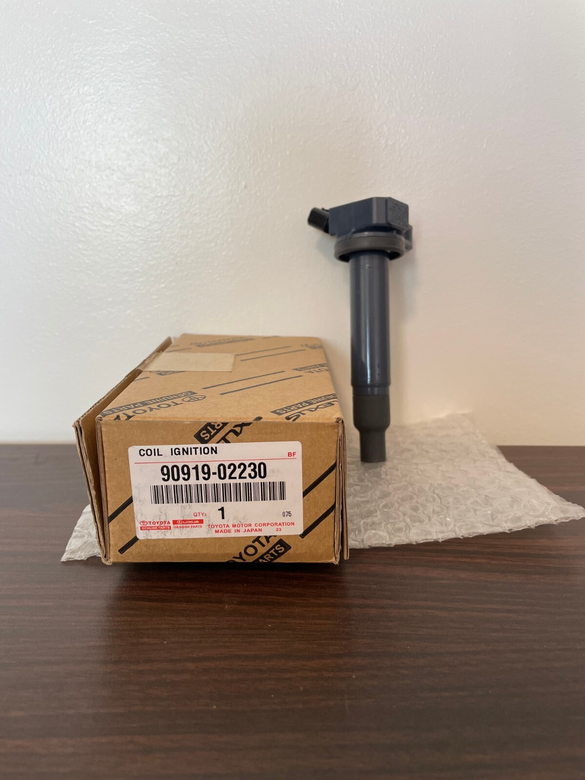 Coil-On Plug (COP) Toyota Ignition Coil, Fits Toyota Tundra 4.7L 1998 - 2008