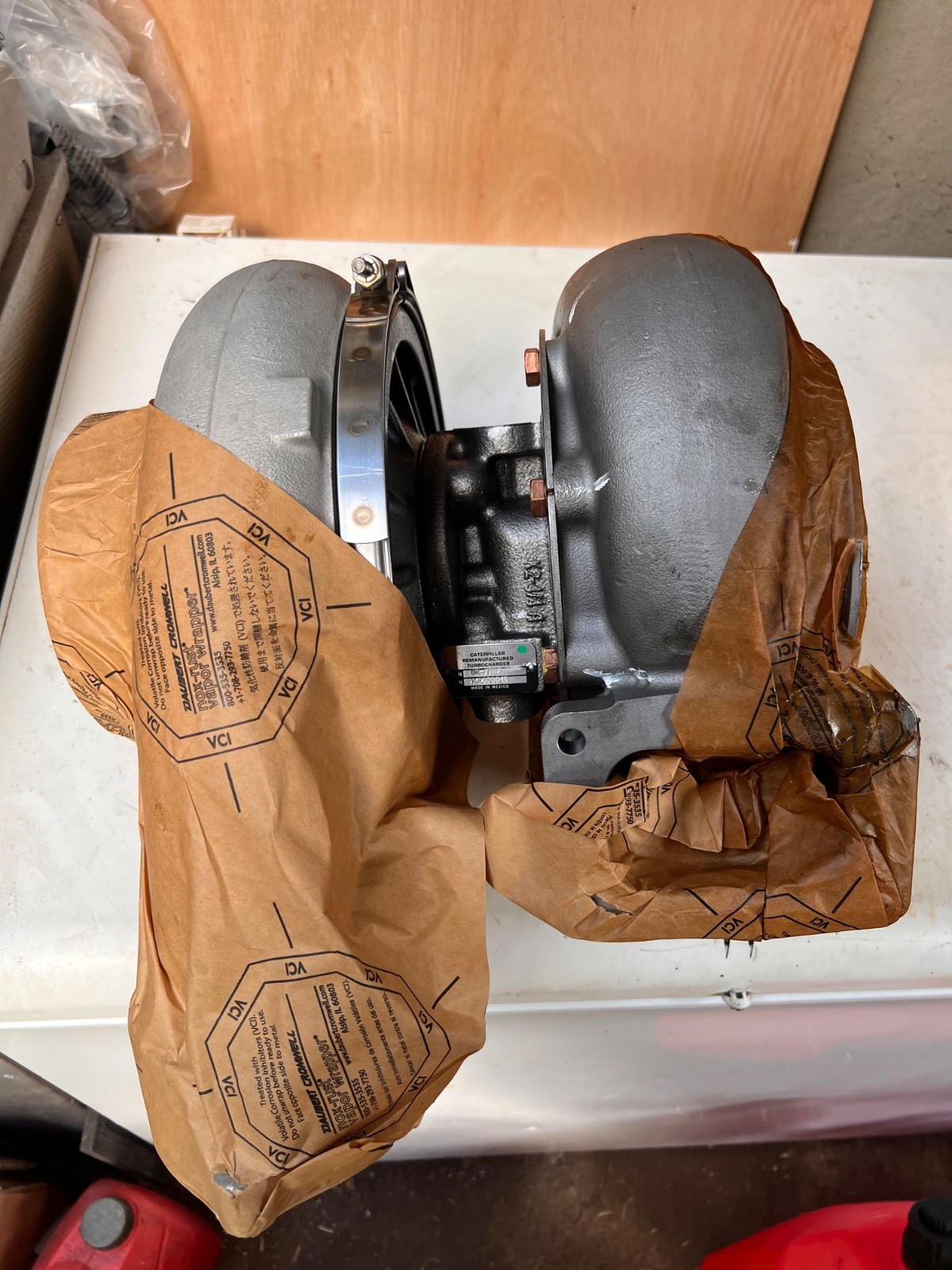 2x NEW Caterpillar Reman Turbochargers (P/N 0R-7157) – Immaculate / Worldwide Sh