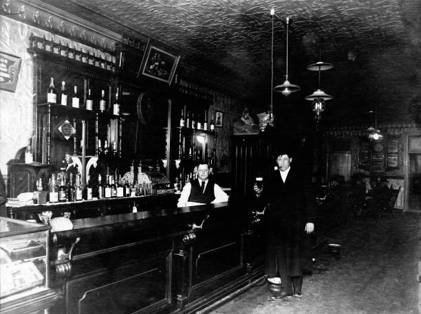 Saloon Ca 1890S Large Size Photograph Of Saloon Has Very Nice Fron- Old Photo