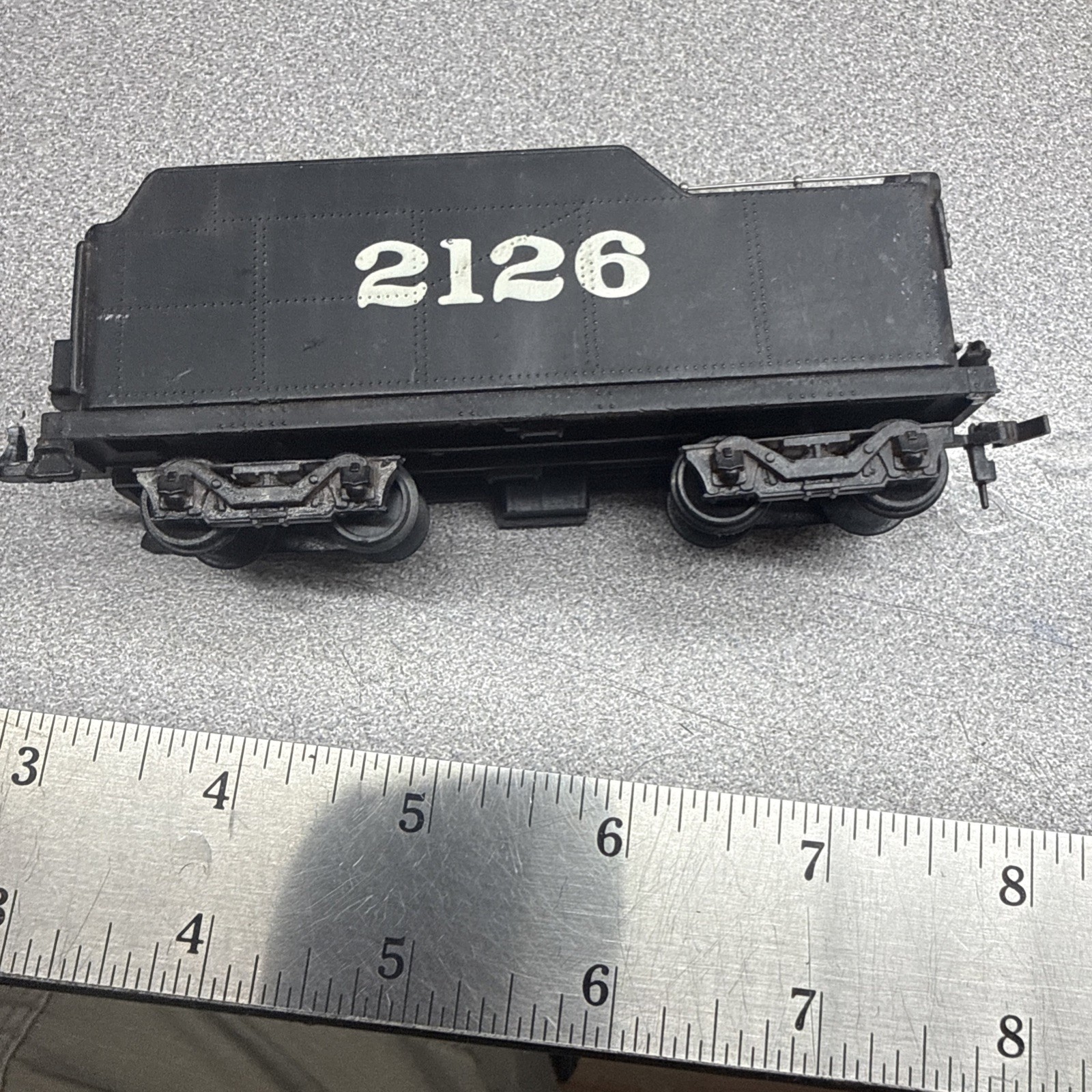 BACHMANN HO SCALE SANTA FE 2126 TENDER One Step Broken