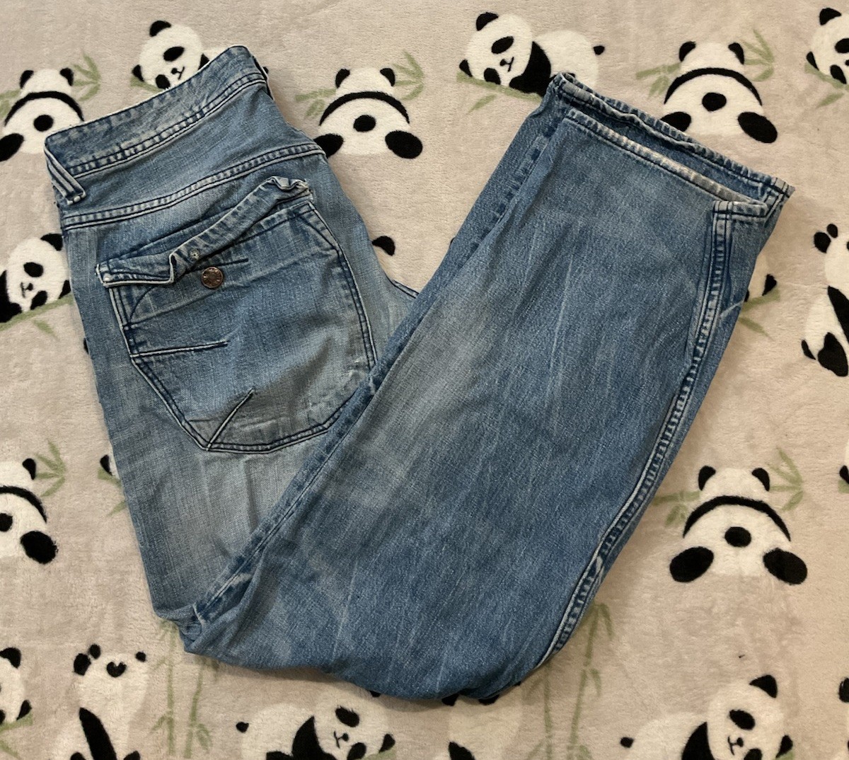 H&M Bragg Men’s Denim Jeans Size 33x32 Light Blue Wash Straight Leg Fitted