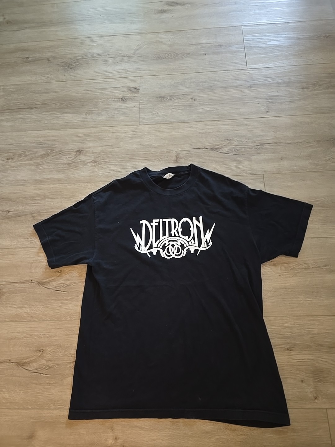 Vtg Deltron Large Black T-shirt Y2K Distressed Band Shirt Vintage Music
