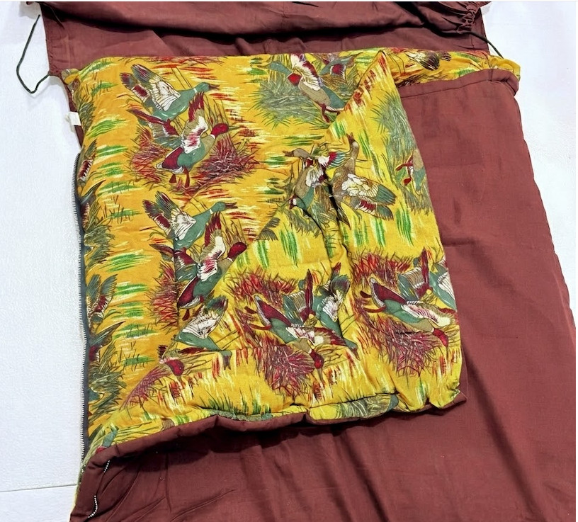 Vintage Montgomery Ward Sleeping Bag Brown & Yellow Hunting Ducks Pattern Warm