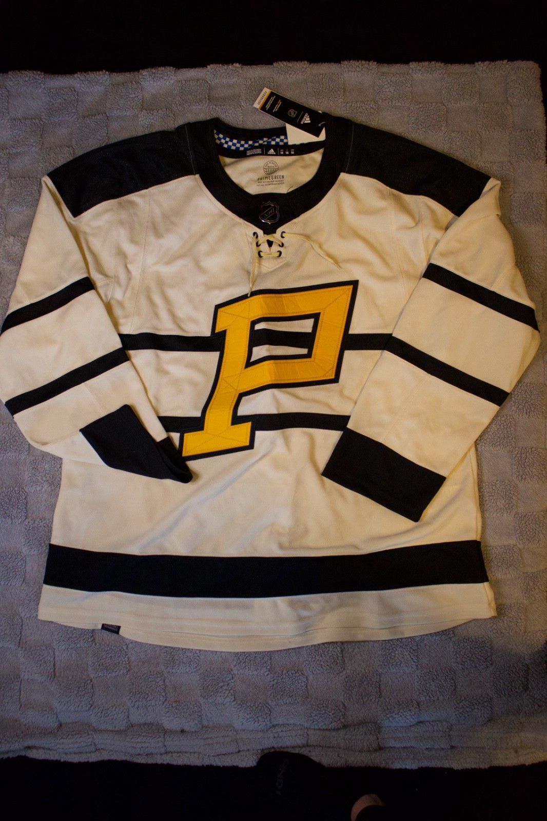 Adidas Authentic Pittsburgh Penguins 2023 NHL Winter Classic Jersey Cream 56