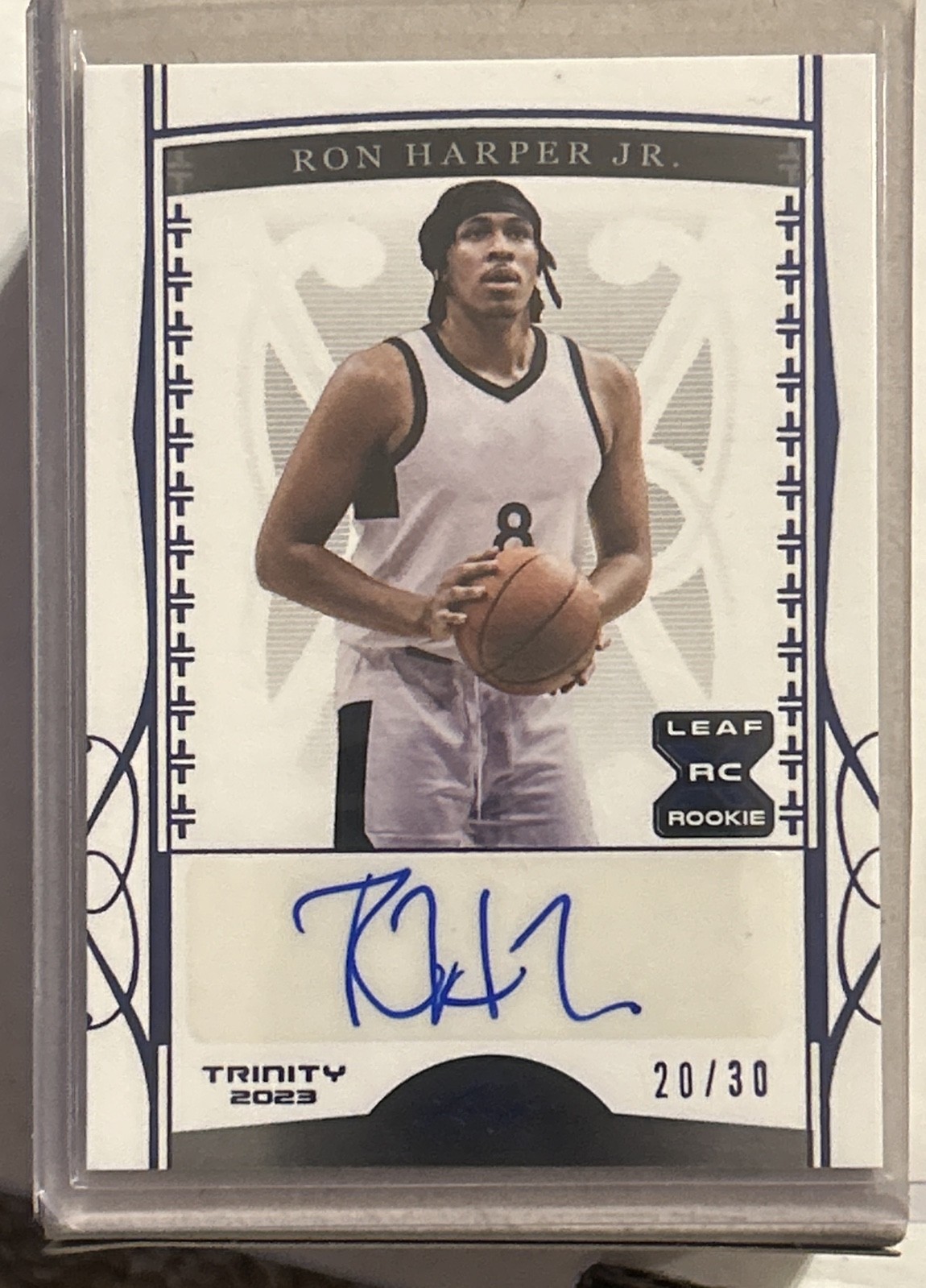 2022-23 Leaf Trinity - Ron Harper Jr. #BA-RHJ Blue /30 (AU, RC)