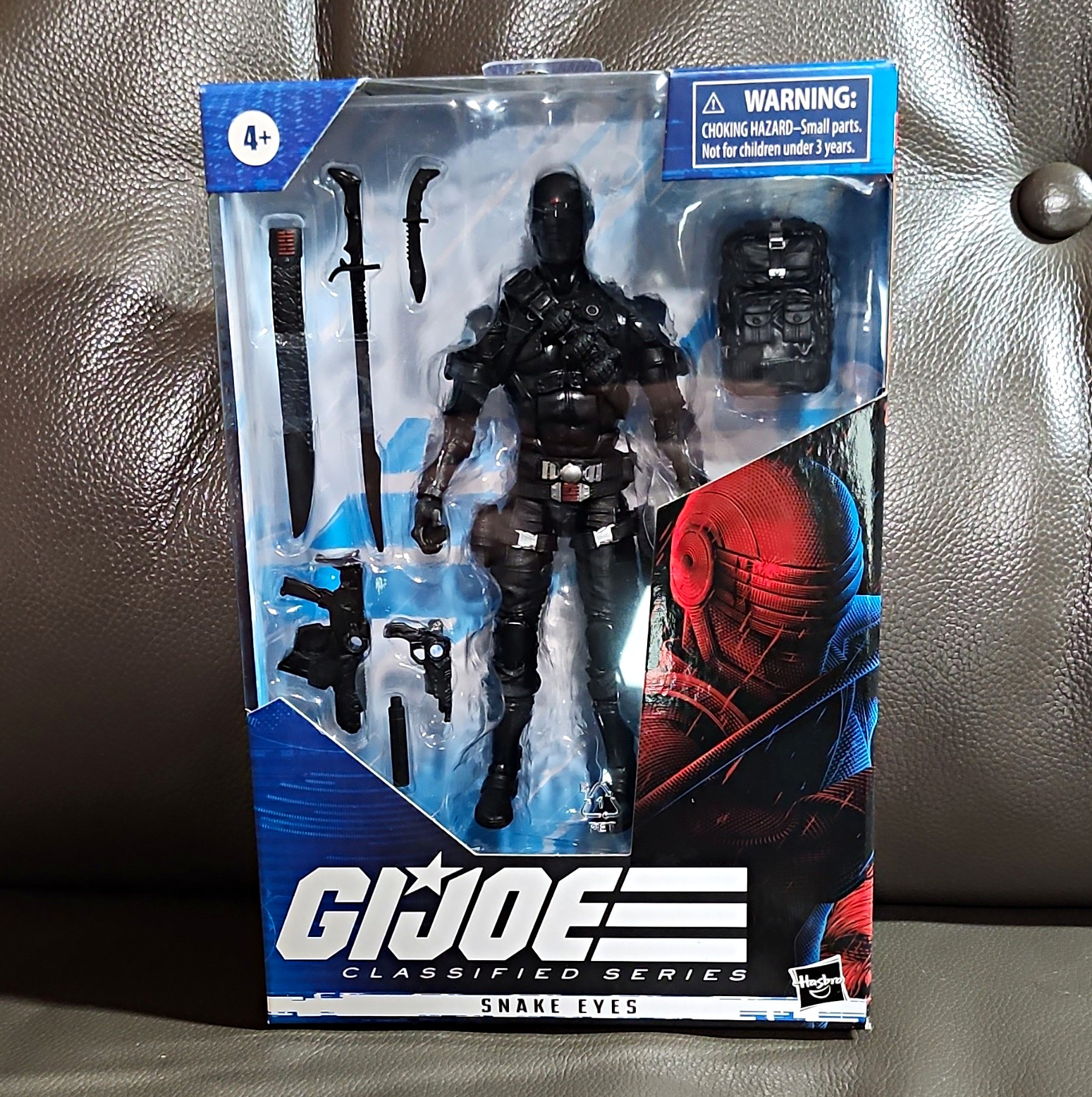 Hasbro G.I. Joe Classified Series Snake Eyes Red Dot Action Figure Boxed w/ Gear