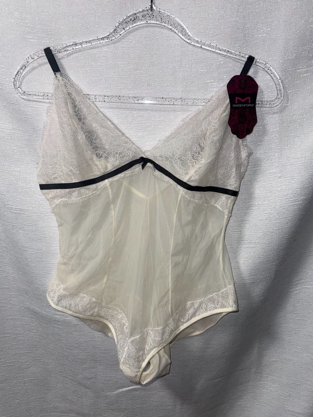 Maidenform Style MFB107 Lace and Mesh Bodysuit Maidenform Style MFB107 Lace and Mesh Bodysuit