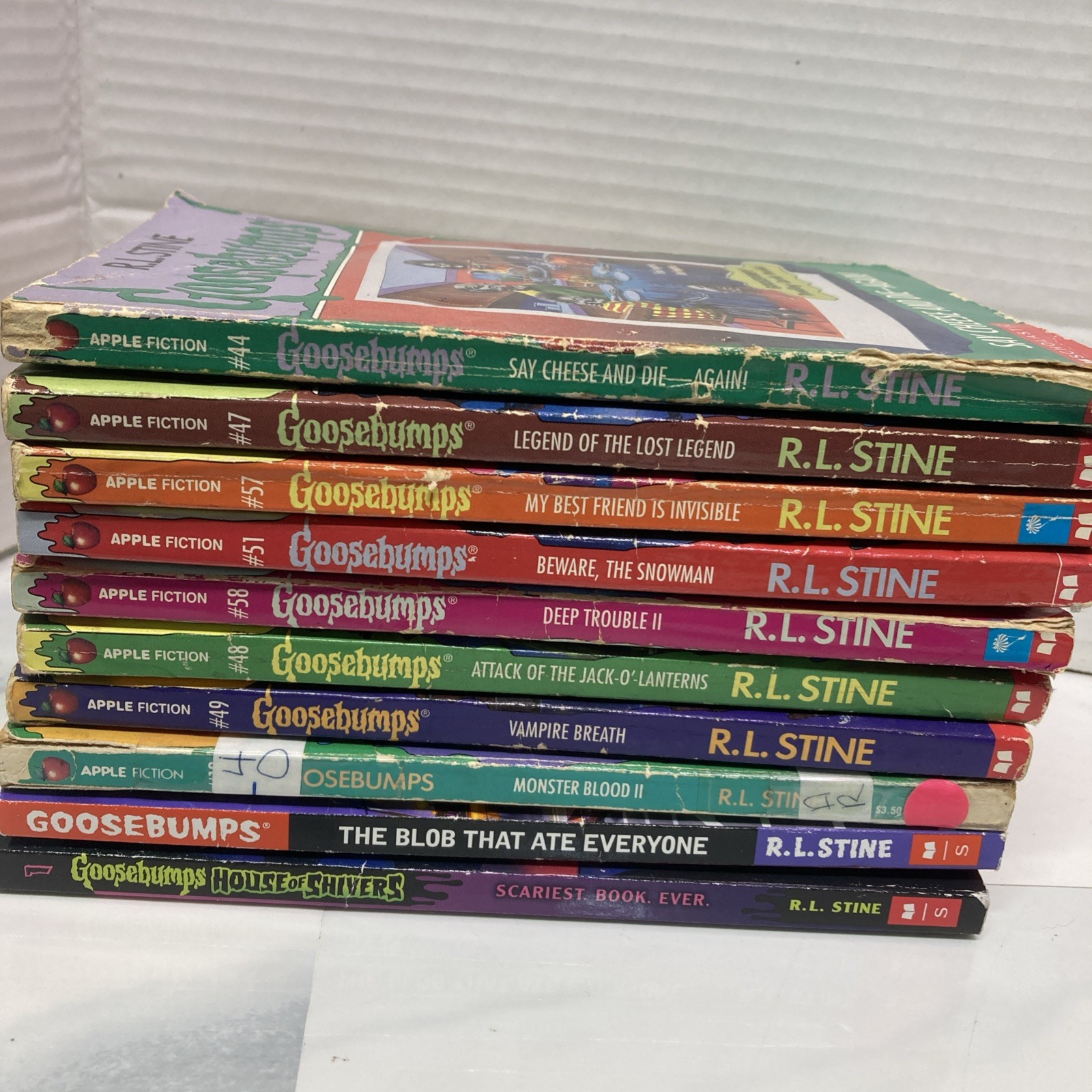Lot of 10 Vintage R.L. Stine GOOSEBUMPS First Edition Paperback Books FAST SHIP