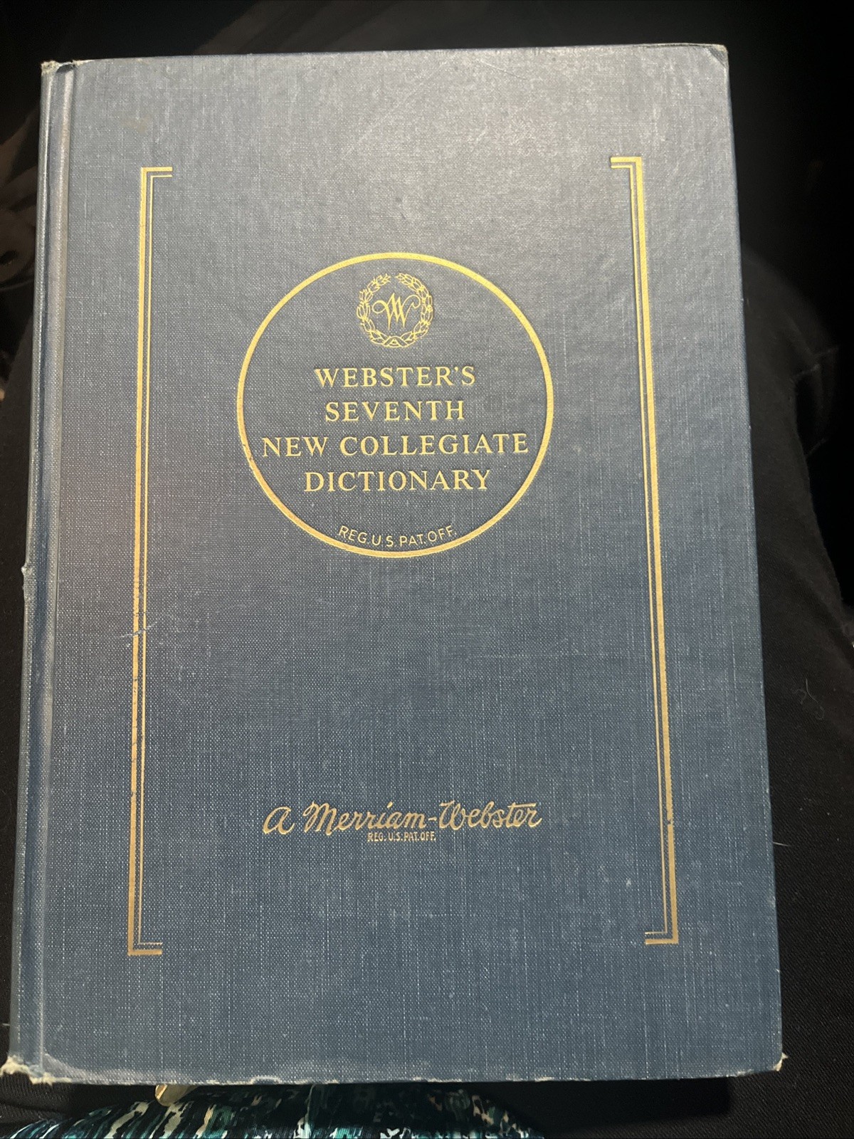 Webster’s Seventh New Collegiate Dictionary Illustrated Linen Hard Cover Index