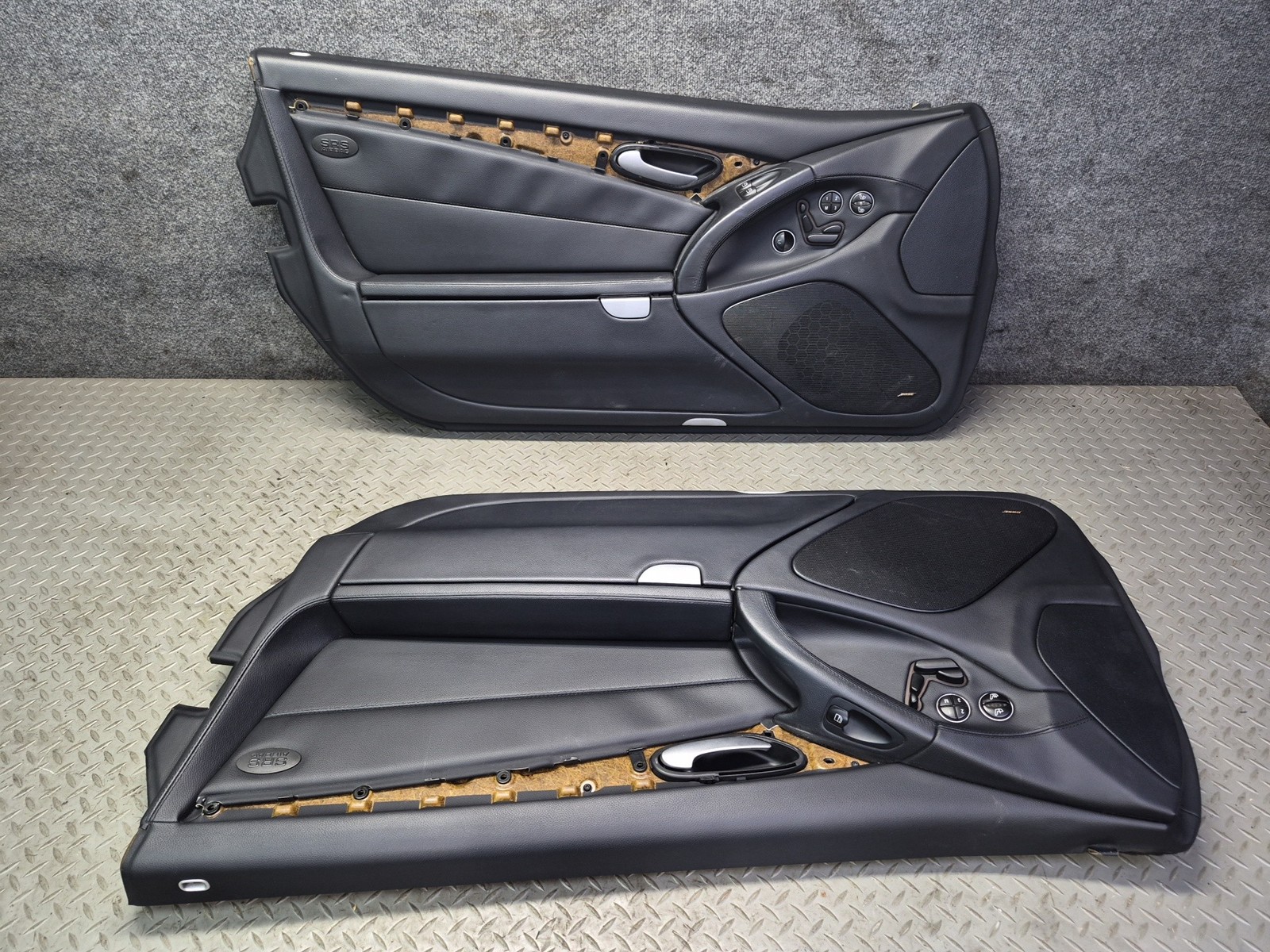 07-08 MERCEDES R230 SL550 SET OF 2 FRONT DOOR INTERIOR TRIM COVER PANEL OEM