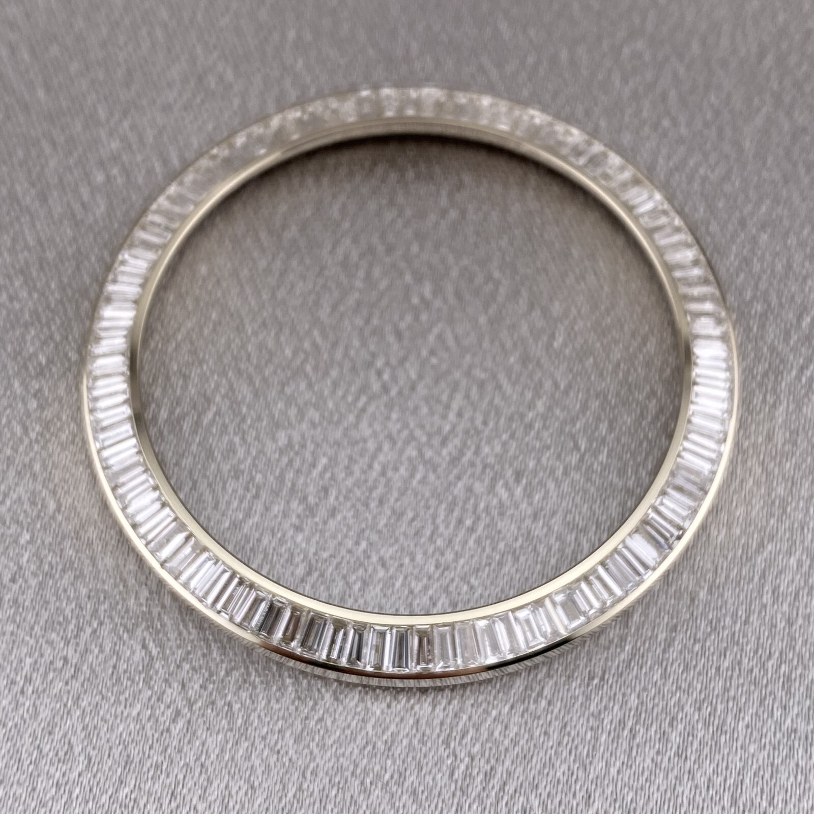 Rolex 3.50CTS.SkyDweller Custom LAB DiamondsBezel 18kWhiteGold REF.326939/326934