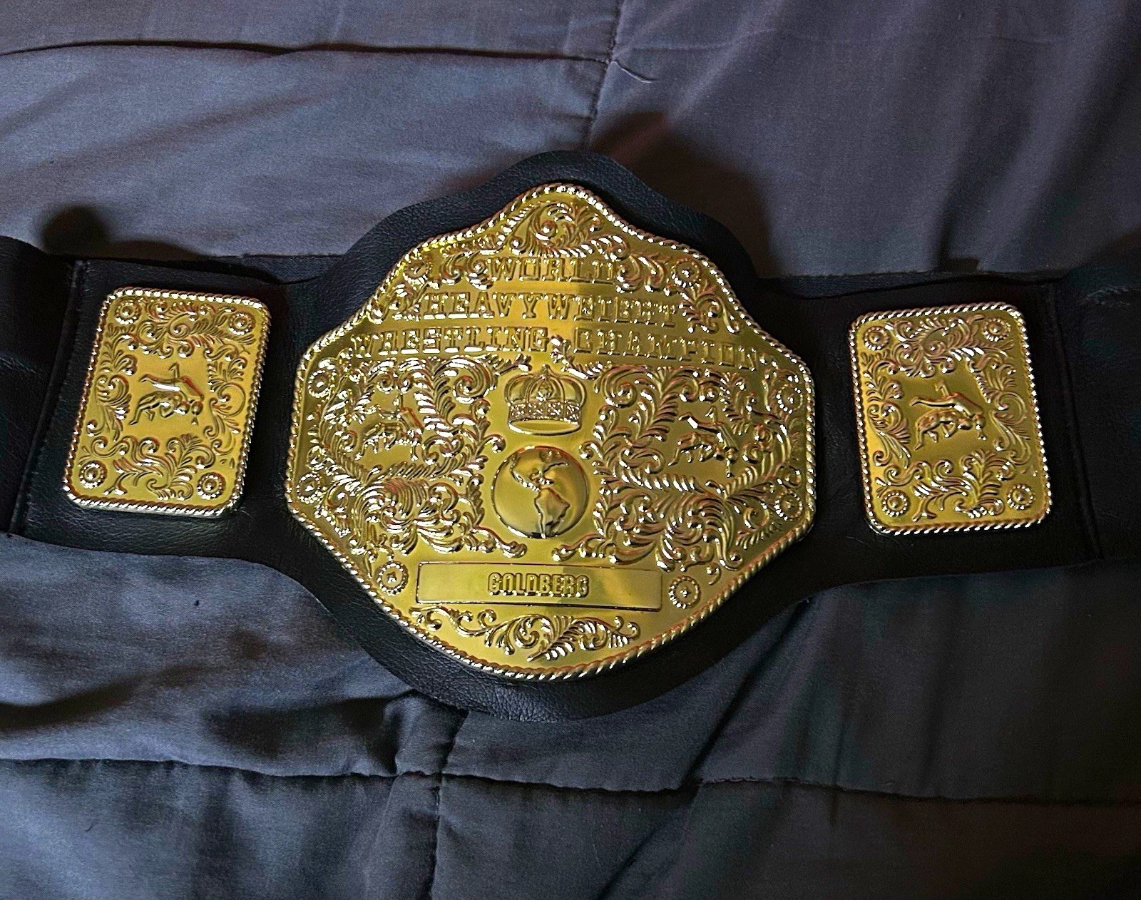 VTG 1998 Toy Quest WCW Goldberg World Heavyweight Wrestling Championship Belt 