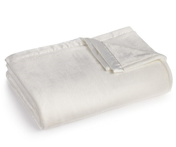 BERKSHIRE Classic Velvety Plush WHITE KING Blanket Satin Binding - New $80.00