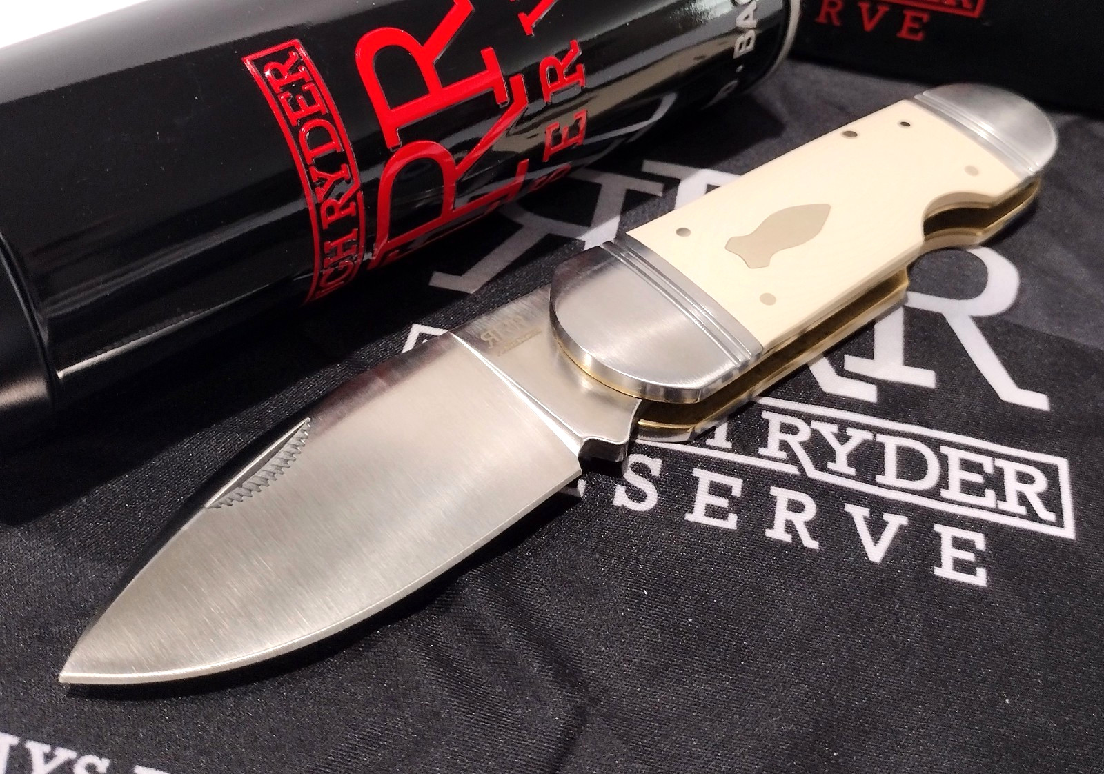 Rough Ryder Reserve White Micarta D2 Tool Steel Ghost Fish Pocket Knife RRR040