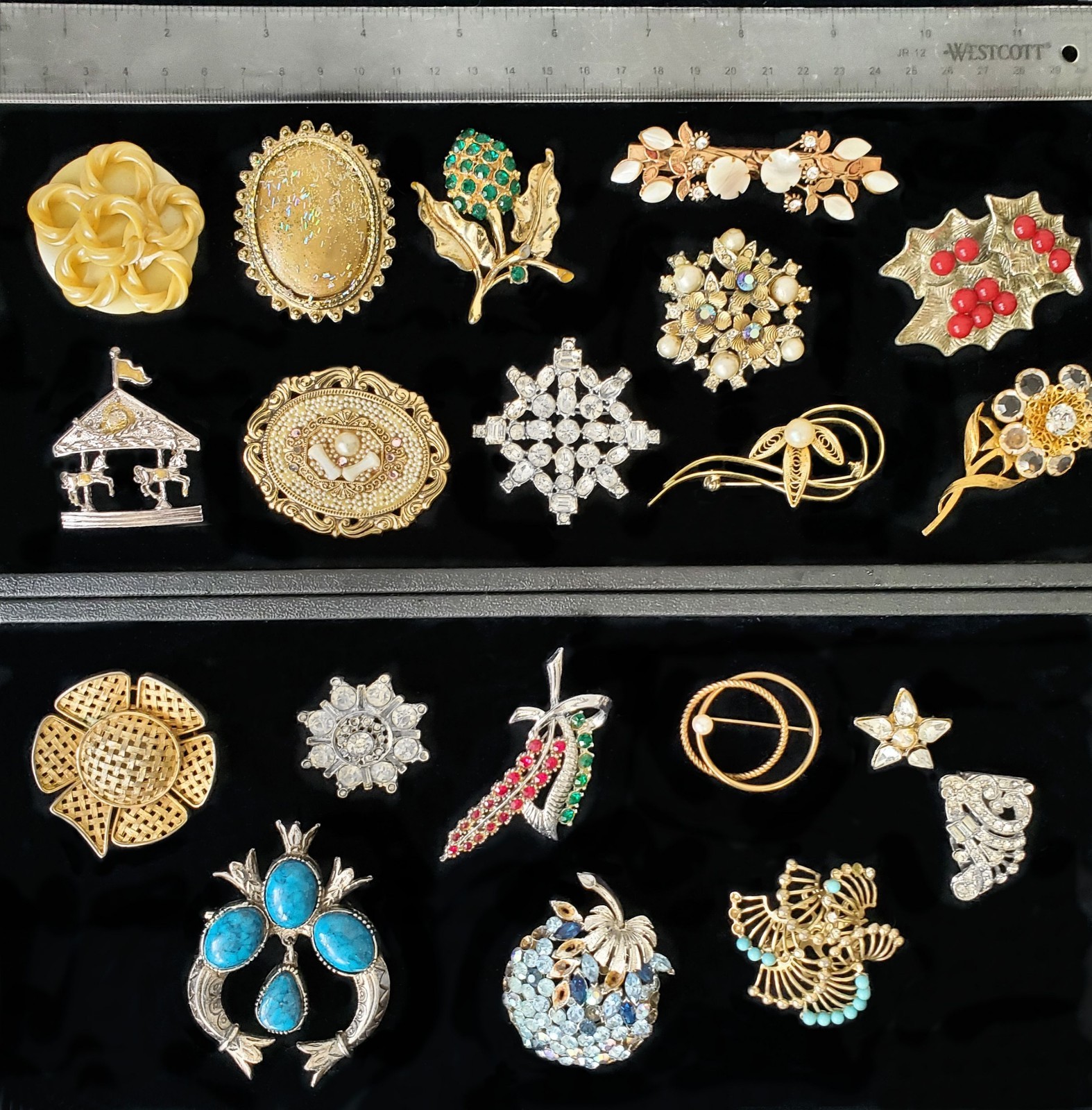 20 Vintage Rhinestone Costume Jewelry Pin Brooches Lot, 3 Signed, Coro Pegasus