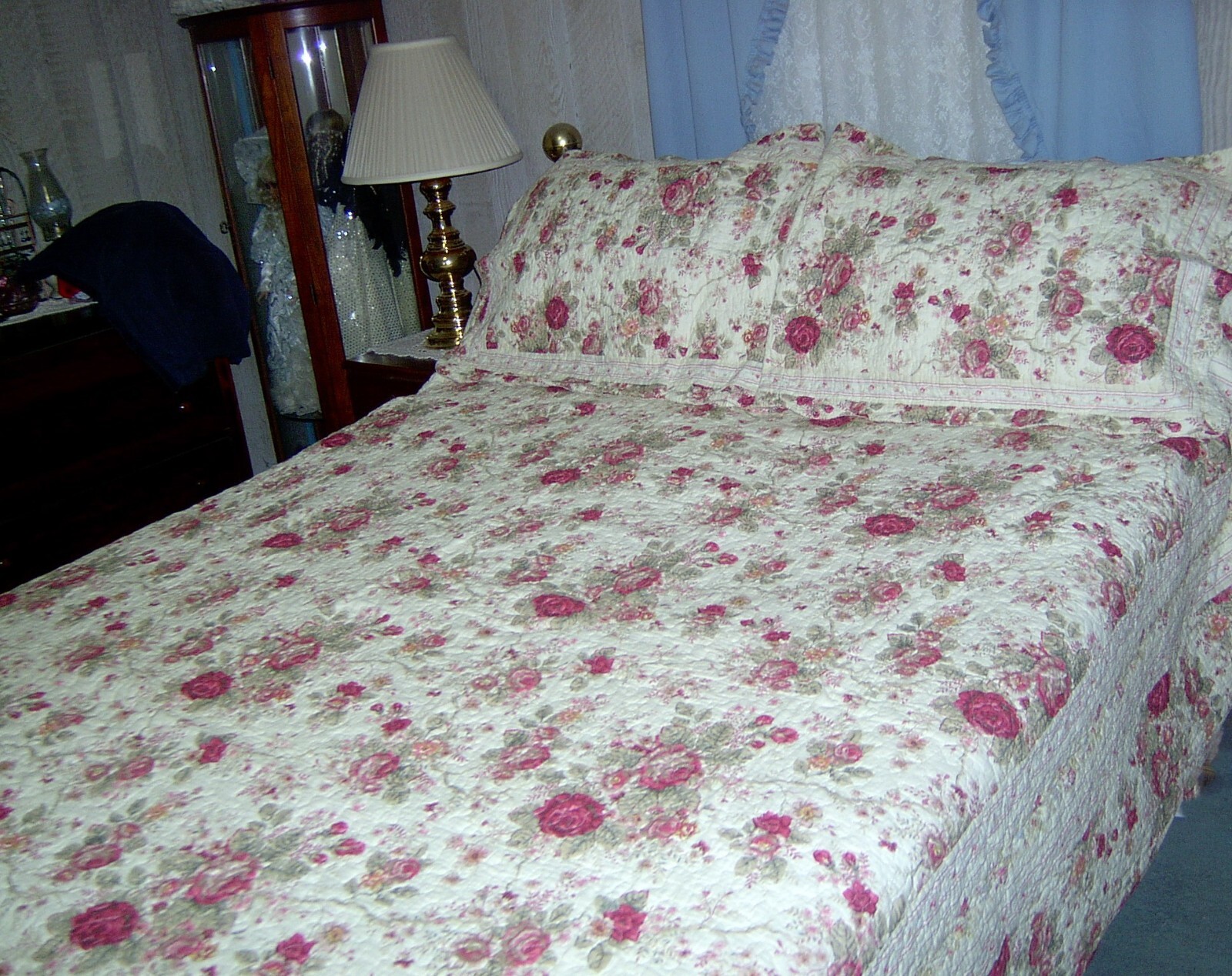 Antique Rose King/Queen Quilt  with King Shams 96x106 New All Cotton