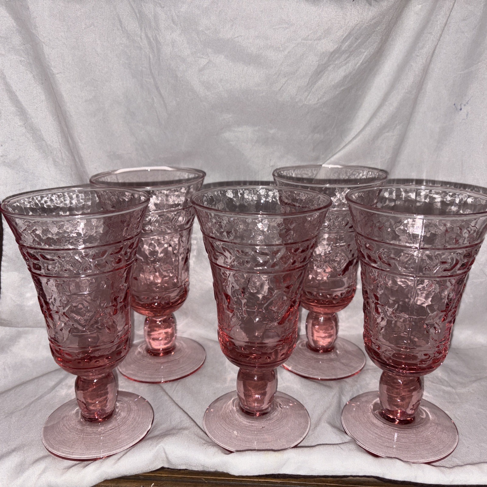 Mikasa Studio Nova Adirondack Southwestern Pink Water Goblets- Set of 5- MINT