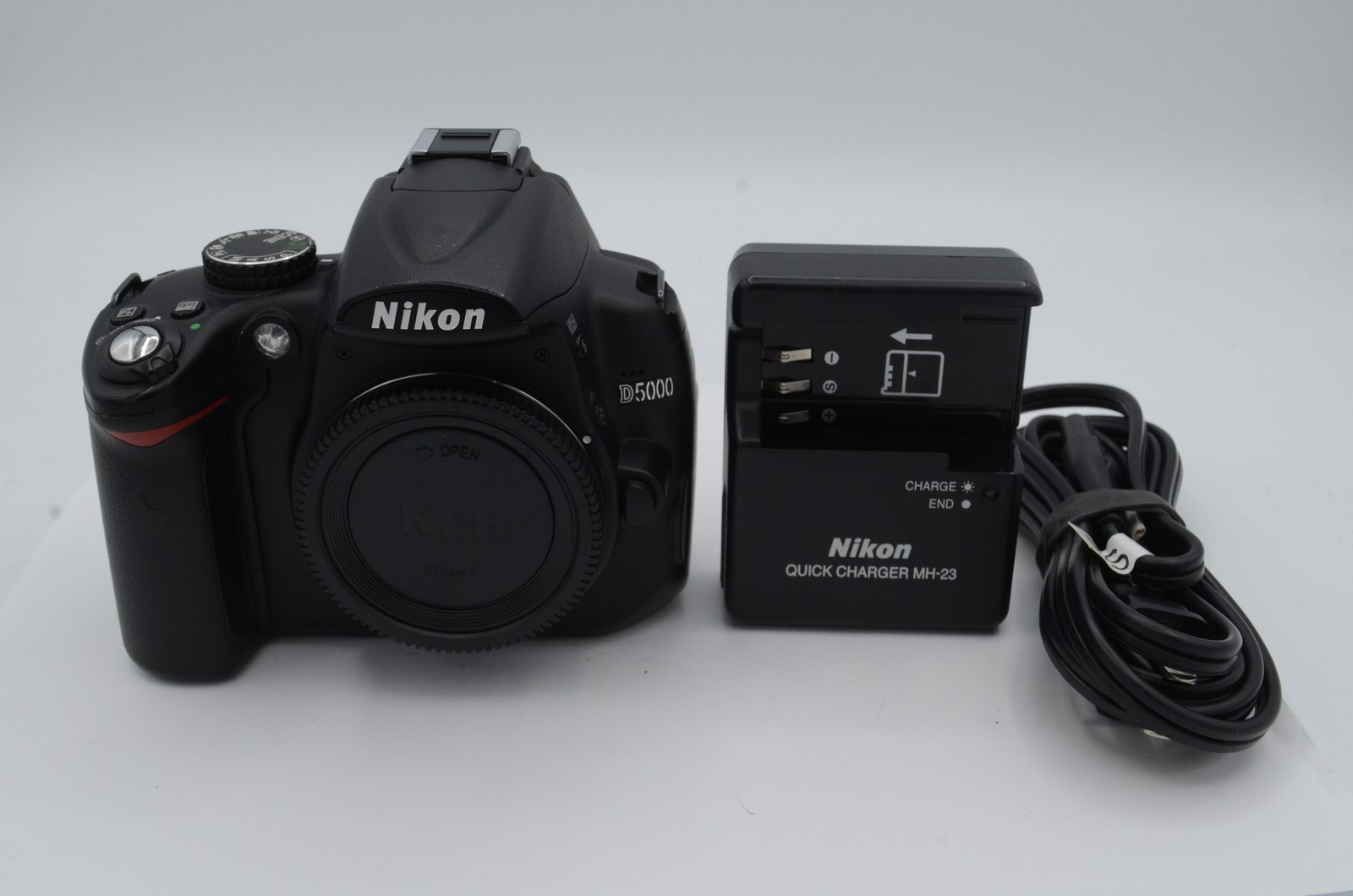 Nikon D5000 DSLR Camera Body {12.3MP} [Made In Thailand] (Black)